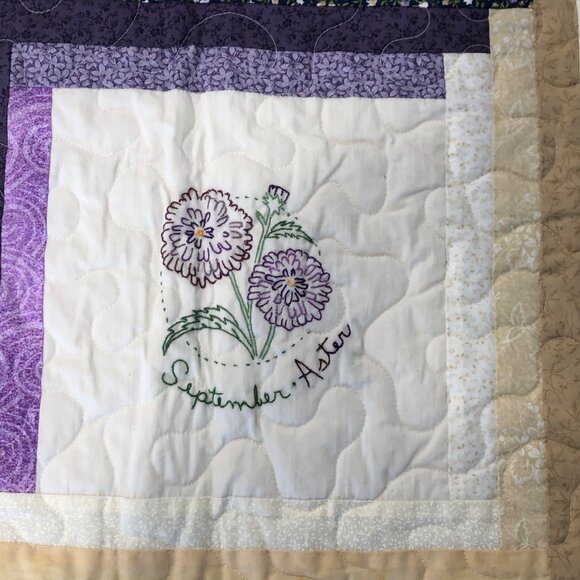 Handcrafted Quilt Flower of the Month Embroidery Patchwork Design Meander 70x55 - Picture 6 of 16